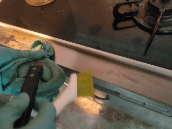 おそうじ革命 キッチンクリーニング 五徳を手洗い