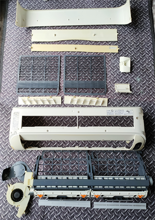 おそうじ革命エアコンクリーニング⑧部品の拭き上げ&乾燥