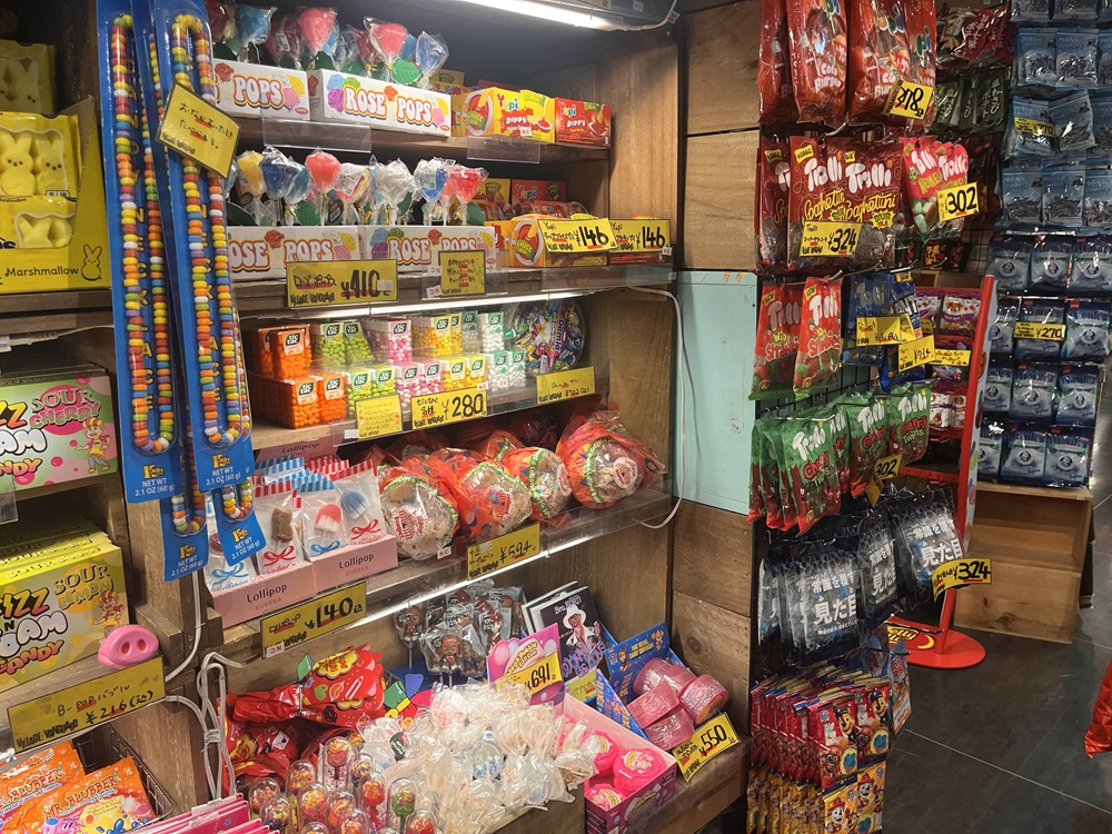 ヴィレッジヴァンガード店内の写真