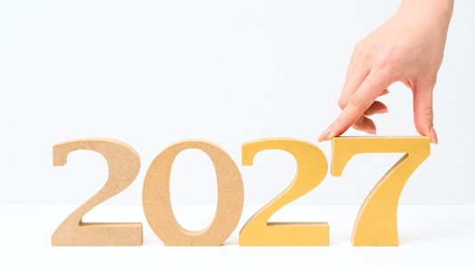 折りたたみiPhone(iPhone Fold)の発売日は2027年に延期?