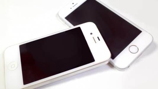 iPhoneSEやminiの小型シリーズはもう出ない?スマホ市場の傾向から発売の可能性を考察!